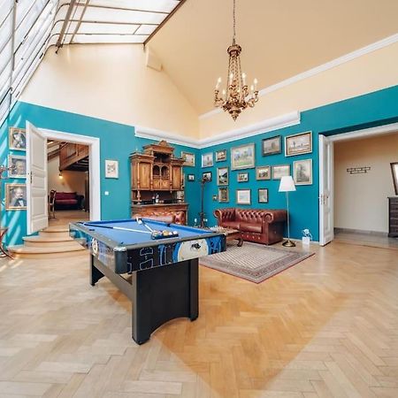 Apartamento Magnificent Historical Penthouse In The Heart Of Praga Exterior foto
